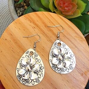 Silver Flower Earrings
